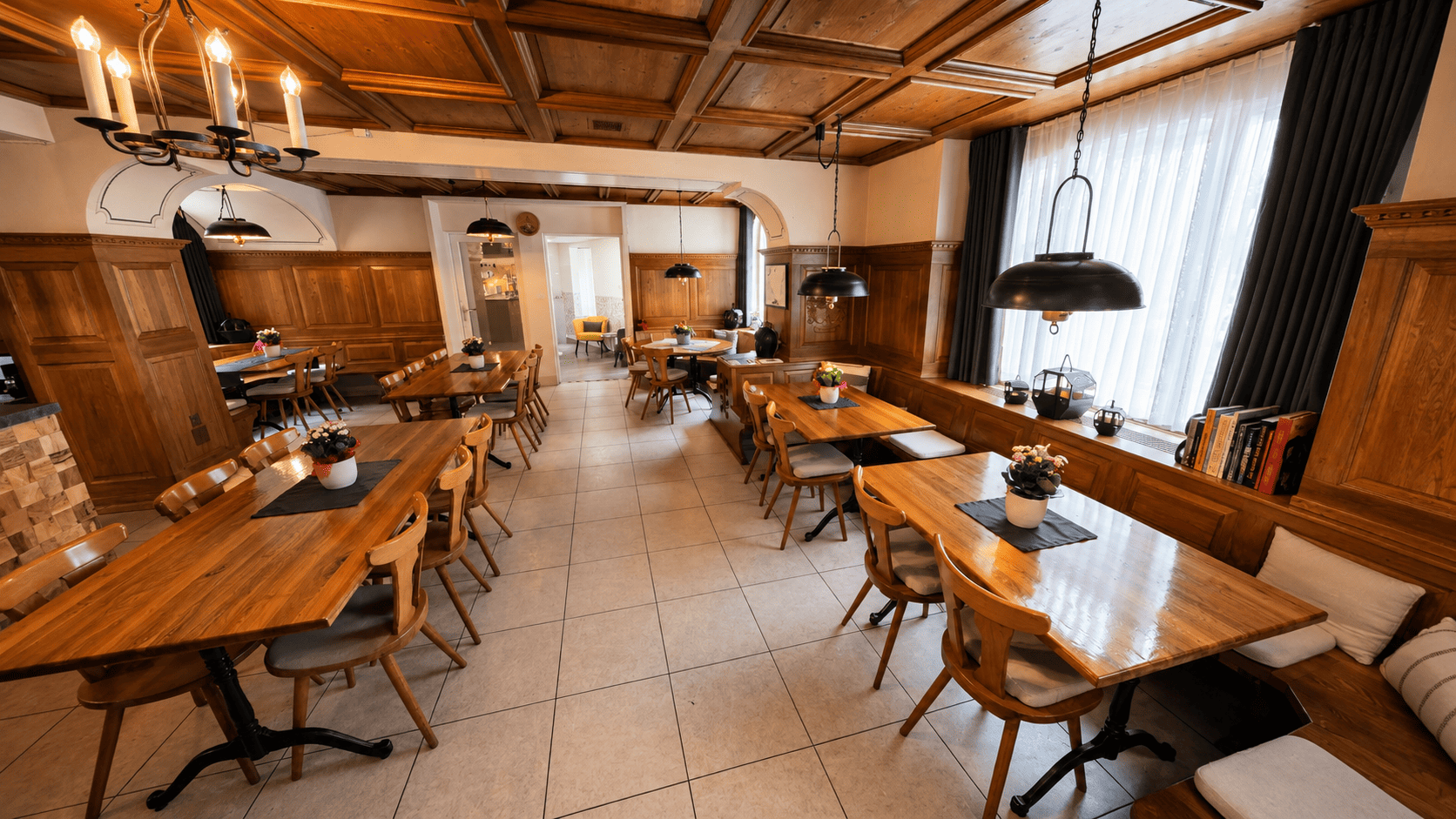 restaurant